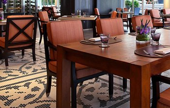 Mandarin Oriental Hotel Group酒店集团;图片使用于汇丰新加坡尚玉独家体验全球合作伙伴